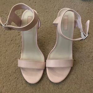 Open toe, strap heel